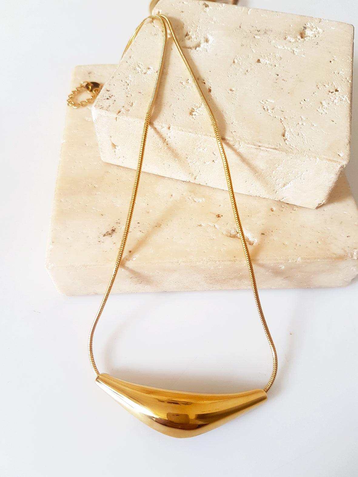 Ατσάλινo κολιέ Adriana - Lilah jewellery boutique 